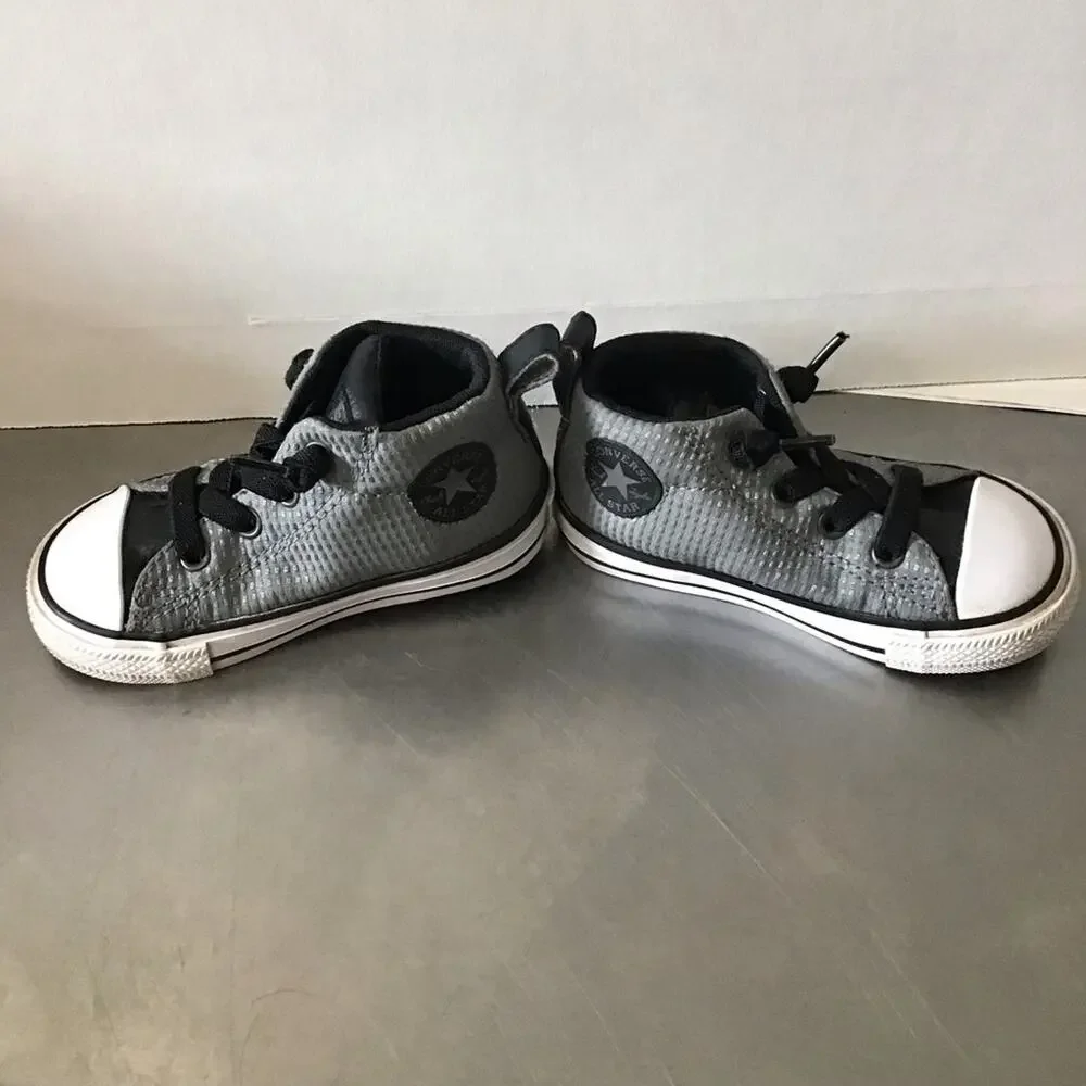 Converse All Star Chuck Taylors no tie high tops 6